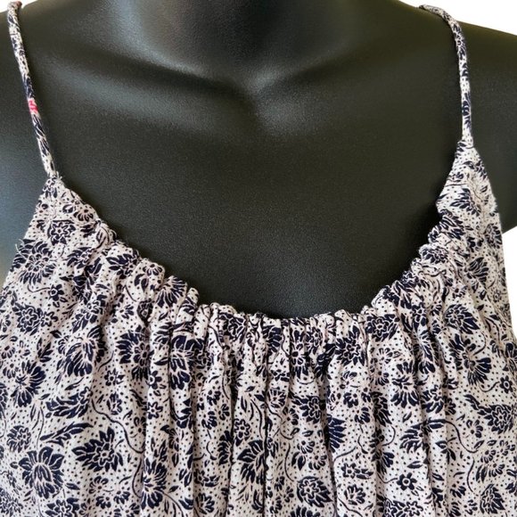 🌸4/$20🌸 Floral Print Shirred Halter Cami - Picture 4 of 13